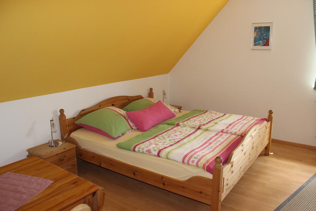 Pension-Gaestehaus Kueblboeck Neualbenreuth Room photo